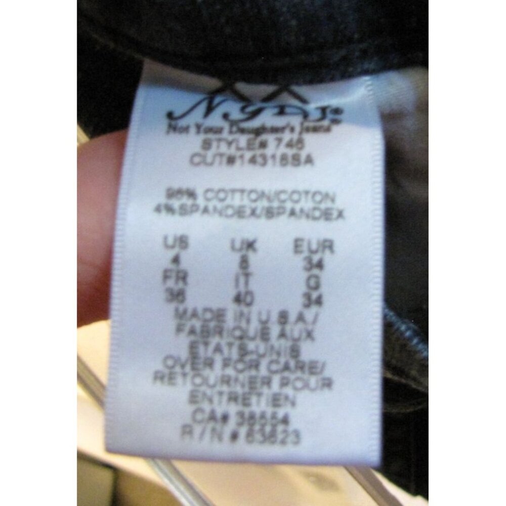 NYDJ 4 Dark Wash Denim Capri Pants Jeans Stretch Not Your Daughter's - Picture 4 of 4